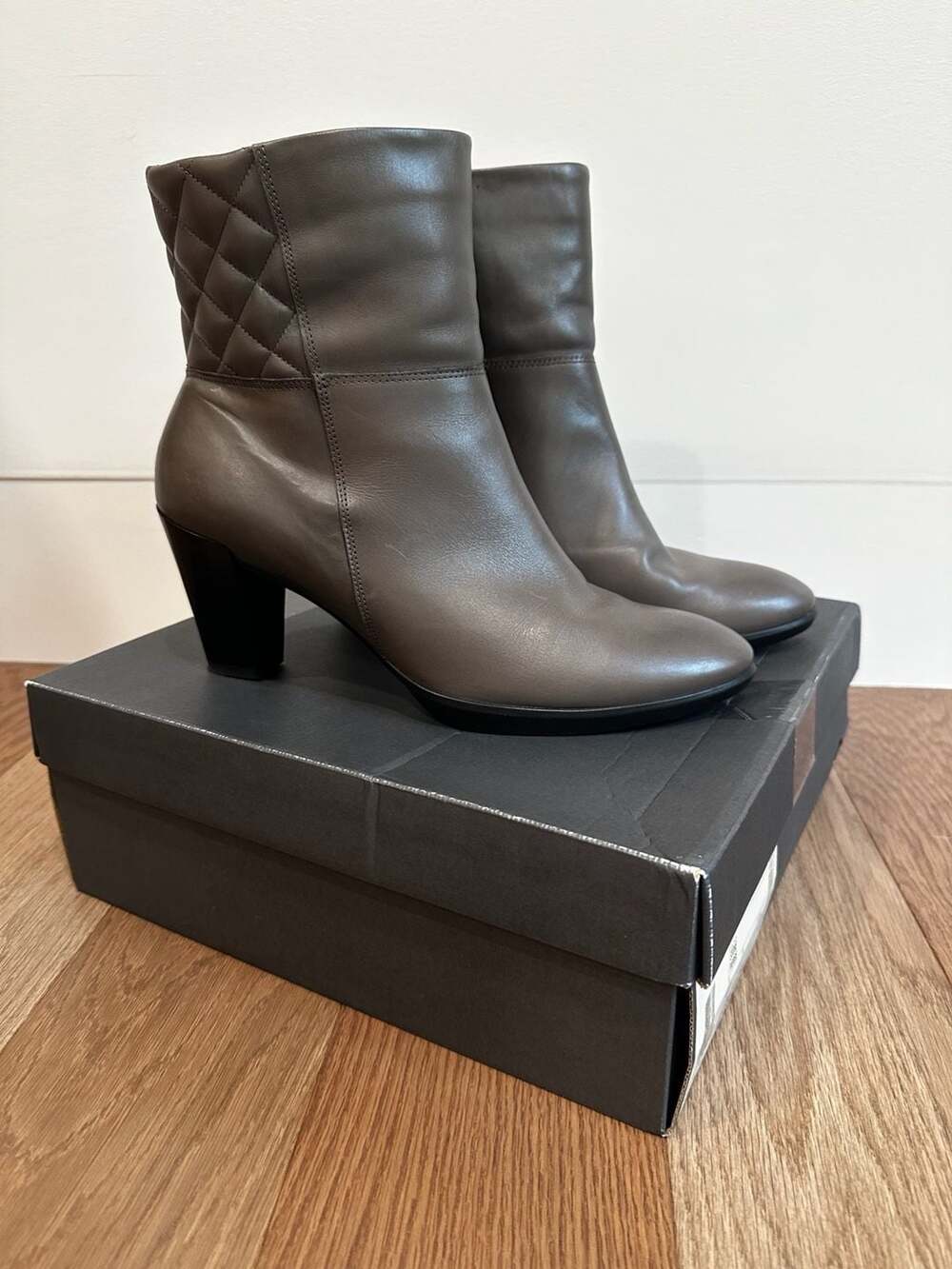 Ecco Women's Shape 55 Plateau Stack Ankle Boots in Stone Leather